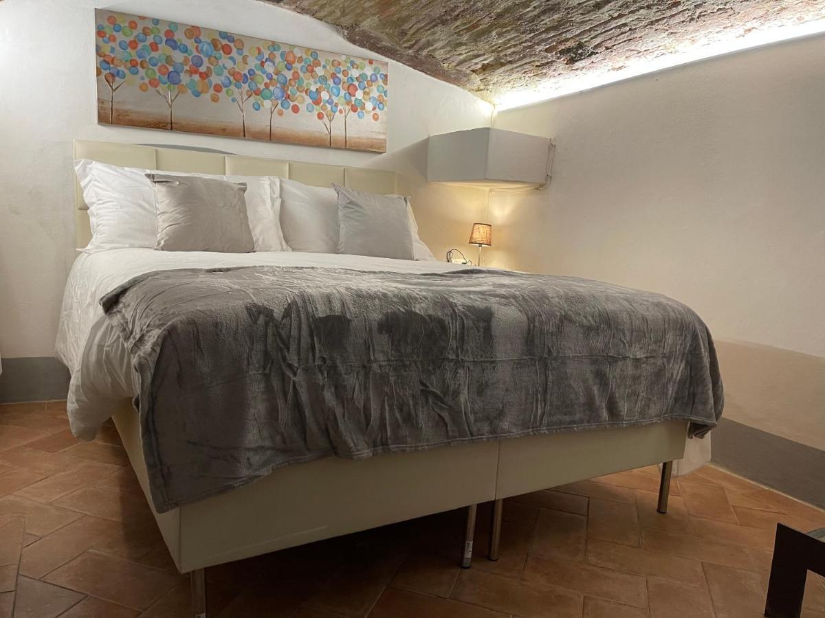 Unique And Antique Apartment Firenze Eksteriør billede