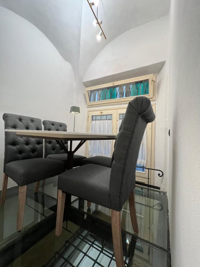 Unique And Antique Apartment Firenze Eksteriør billede