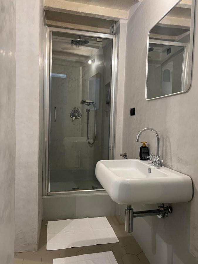 Unique And Antique Apartment Firenze Eksteriør billede